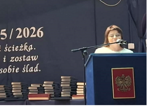 Uroczyste pożegnanie uczniów klas ósmych